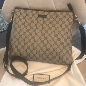 NEW Gucci Cross body